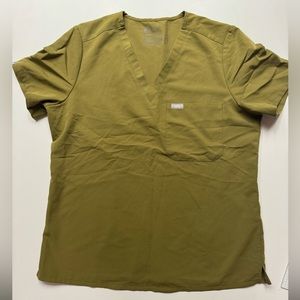 large Figs Catarina One Pocket Scrub Top